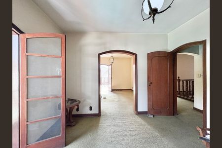 Casa para alugar com 491m², 5 quartos e 8 vagas Casa para alugar com 491m², 5 quartos e 8 vagasSuíte 2