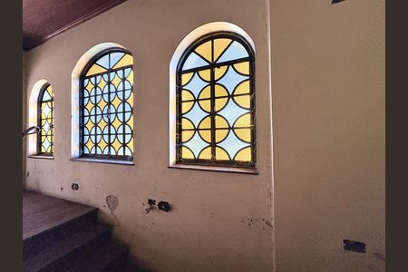 Casa para alugar com 491m², 5 quartos e 8 vagas Casa para alugar com 491m², 5 quartos e 8 vagasSala - Lareira