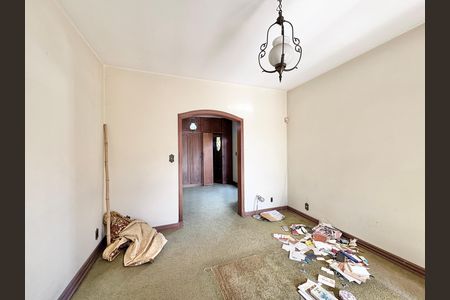 Casa para alugar com 491m², 5 quartos e 8 vagas Casa para alugar com 491m², 5 quartos e 8 vagasExtensão da Suíte 2