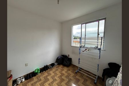 Quarto 1 de apartamento para alugar com 2 quartos, 62m² em Cavalcanti, Rio de Janeiro