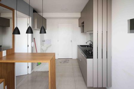 Sala de apartamento para alugar com 1 quarto, 24m² em Cidade Satelite Santa Barbara, São Paulo