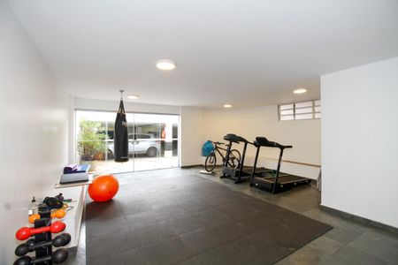 Apartamento para alugar com 85m², 2 quartos e 1 vaga Apartamento para alugar com 85m², 2 quartos e 1 vagaÁrea Comum - Academia