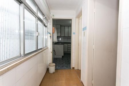 Apartamento para alugar com 104m², 2 quartos e 1 vagaÁrea de Serviço