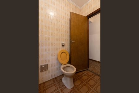 Casa para alugar com 220m², 4 quartos e 3 vagas Casa para alugar com 220m², 4 quartos e 3 vagasBanheiro 2
