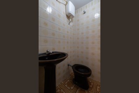 Casa para alugar com 220m², 4 quartos e 3 vagas Casa para alugar com 220m², 4 quartos e 3 vagasLavabo Garagem
