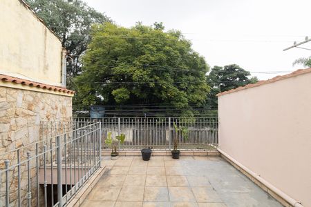 Casa para alugar com 220m², 4 quartos e 3 vagas Casa para alugar com 220m², 4 quartos e 3 vagasVaranda
