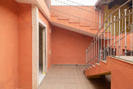 Casa para alugar com 220m², 4 quartos e 3 vagas Casa para alugar com 220m², 4 quartos e 3 vagasQuintal