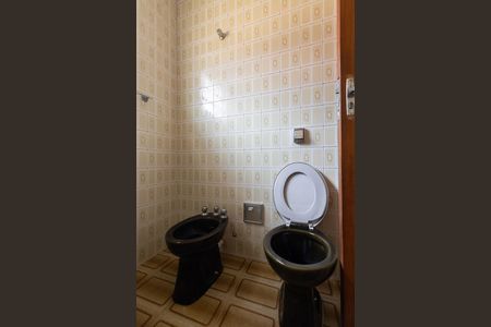 Casa para alugar com 220m², 4 quartos e 3 vagas Casa para alugar com 220m², 4 quartos e 3 vagasBanheiro