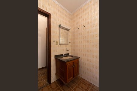 Casa para alugar com 220m², 4 quartos e 3 vagas Casa para alugar com 220m², 4 quartos e 3 vagasBanheiro 2