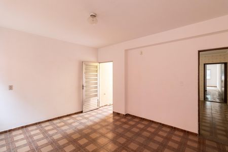 Casa para alugar com 220m², 4 quartos e 3 vagas Casa para alugar com 220m², 4 quartos e 3 vagasQuarto Externo