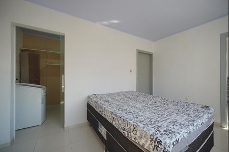 Suíte de casa para alugar com 1 quarto, 30m² em Ponte do Imaruim, Palhoça