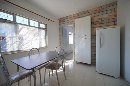 Cozinha de casa para alugar com 1 quarto, 30m² em Ponte do Imaruim, Palhoça