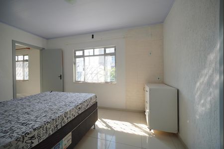 Suíte de casa para alugar com 1 quarto, 30m² em Ponte do Imaruim, Palhoça