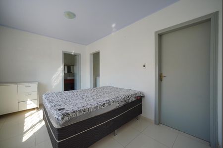 Suíte de casa para alugar com 1 quarto, 30m² em Ponte do Imaruim, Palhoça