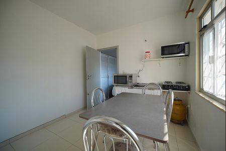 Sala e Cozinha de casa para alugar com 1 quarto, 30m² em Ponte do Imaruim, Palhoça