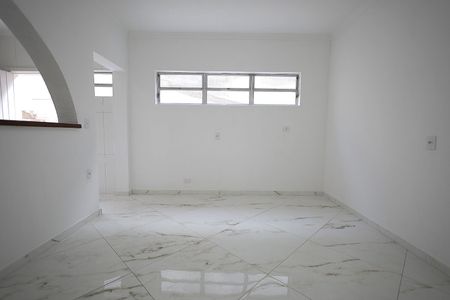 Casa à venda com 145m², 3 quartos e 4 vagas Casa à venda com 145m², 3 quartos e 4 vagasSala de Jantar
