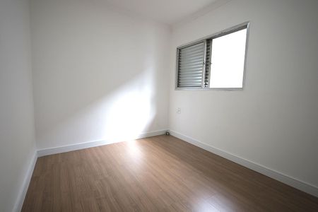 Casa à venda com 145m², 3 quartos e 4 vagas Casa à venda com 145m², 3 quartos e 4 vagasQuarto 1