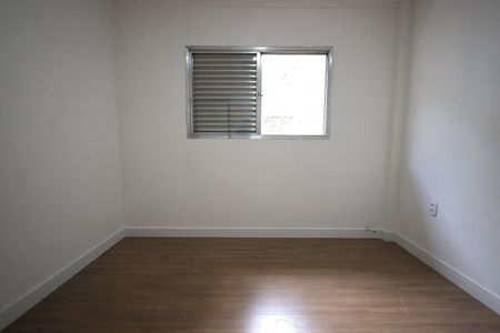 Casa à venda com 145m², 3 quartos e 4 vagas Casa à venda com 145m², 3 quartos e 4 vagasQuarto 2