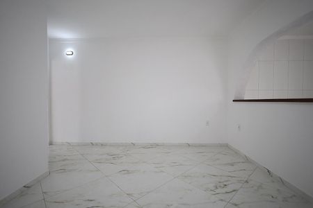 Casa à venda com 145m², 3 quartos e 4 vagas Casa à venda com 145m², 3 quartos e 4 vagasSala de Jantar