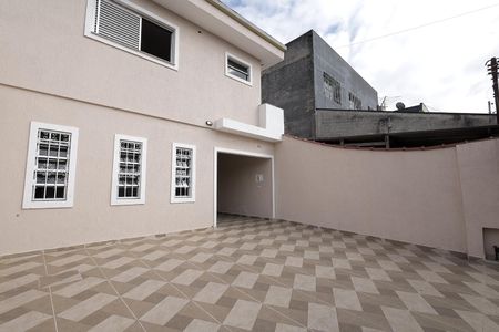 Casa à venda com 145m², 3 quartos e 4 vagas Casa à venda com 145m², 3 quartos e 4 vagasGaragem