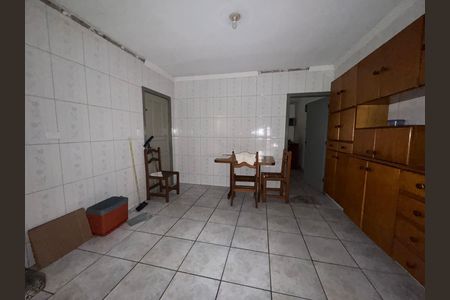 Casa à venda com 80m², 2 quartos e 2 vagas Casa à venda com 80m², 2 quartos e 2 vagasCozinha