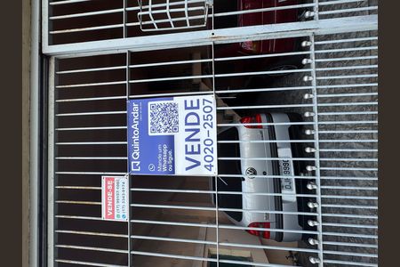 Casa à venda com 80m², 2 quartos e 2 vagas Casa à venda com 80m², 2 quartos e 2 vagasPlaca