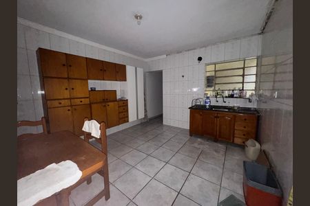 Casa à venda com 80m², 2 quartos e 2 vagas Casa à venda com 80m², 2 quartos e 2 vagasCozinha