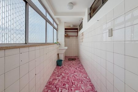 Apartamento à venda com 90m², 3 quartos e 1 vagaÁrea de Serviço