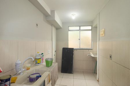 Apartamento para alugar com 50m², 2 quartos e 1 vaga Apartamento para alugar com 50m², 2 quartos e 1 vagaCozinha e Área de Serviço