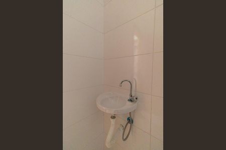 Apartamento para alugar com 40m², 2 quartos e sem vaga Apartamento para alugar com 40m², 2 quartos e sem vagaBanheiro
