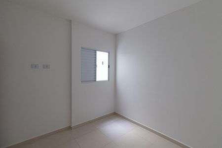 Quarto 1 de apartamento para alugar com 2 quartos, 40m² em Cidade Líder, São Paulo