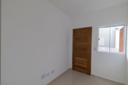 Sala/Cozinha/Área de Serviço  de apartamento para alugar com 2 quartos, 40m² em Cidade Líder, São Paulo
