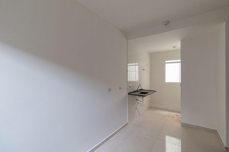 Apartamento para alugar com 40m², 2 quartos e sem vaga Apartamento para alugar com 40m², 2 quartos e sem vagaSala/Cozinha/Área de Serviço