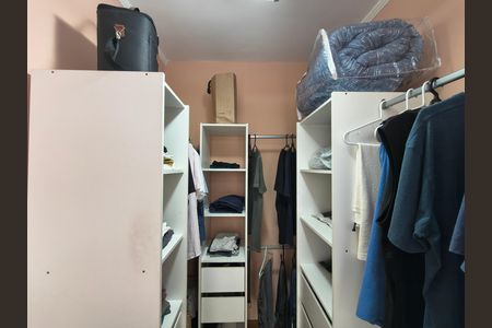 Casa de condomínio à venda com 230m², 4 quartos e 2 vagas