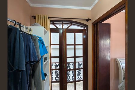 Casa de condomínio à venda com 230m², 4 quartos e 2 vagas