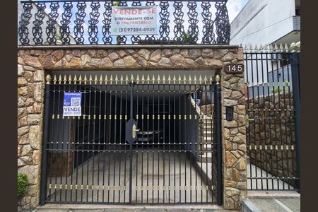 Casa de condomínio à venda com 230m², 4 quartos e 2 vagas