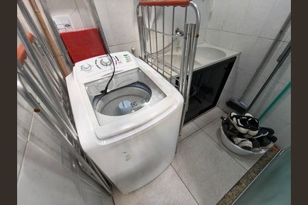 Casa de condomínio à venda com 230m², 4 quartos e 2 vagas
