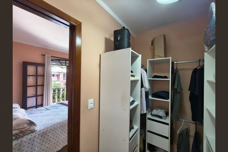 Casa de condomínio à venda com 230m², 4 quartos e 2 vagas