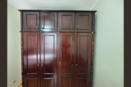 Casa de condomínio à venda com 230m², 4 quartos e 2 vagas