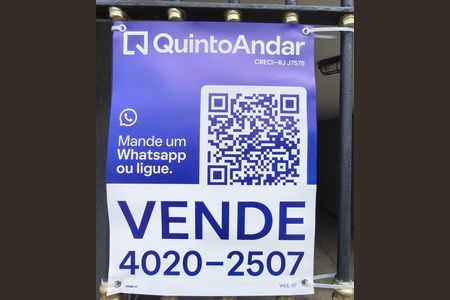 Casa de condomínio à venda com 230m², 4 quartos e 2 vagas