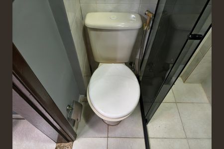 Casa de condomínio à venda com 230m², 4 quartos e 2 vagas