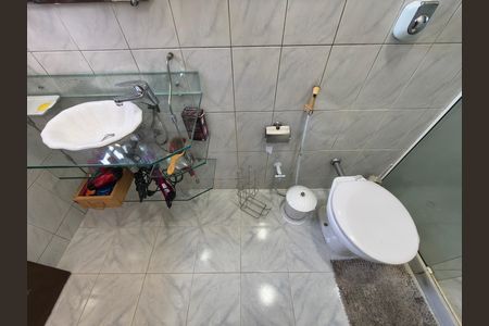 Casa de condomínio à venda com 230m², 4 quartos e 2 vagas