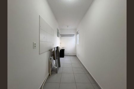 Apartamento para alugar com 44m², 2 quartos e 1 vaga Apartamento para alugar com 44m², 2 quartos e 1 vagaCozinha e Área de Serviço