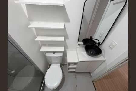 Apartamento para alugar com 44m², 2 quartos e 1 vaga Apartamento para alugar com 44m², 2 quartos e 1 vagaBanheiro