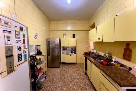Apartamento à venda com 139m², 3 quartos e 2 vagas