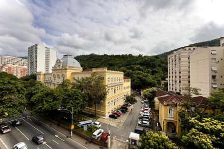 Apartamento à venda com 139m², 3 quartos e 2 vagas