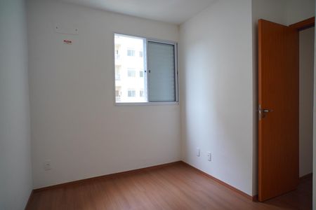 Quarto 2 de apartamento para alugar com 2 quartos, 50m² em Costa E Silva, Porto Alegre