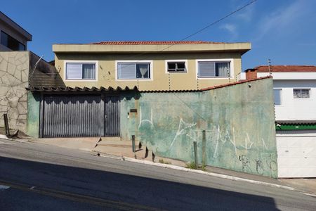 Casa à venda com 250m², 3 quartos e 3 vagas Casa à venda com 250m², 3 quartos e 3 vagasFachada