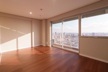 Studio à venda com 32m², 1 quarto e 1 vagaSala/Cozinha
