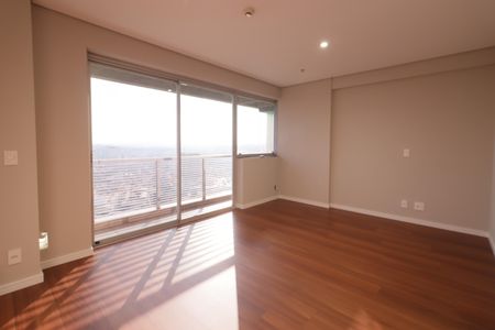 Sala/Cozinha de kitnet/studio à venda com 1 quarto, 32m² em Centro, Osasco